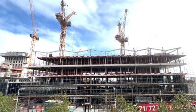 Kingsway and living building (August 2023)