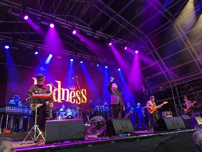 Madness playing in Singleton Park