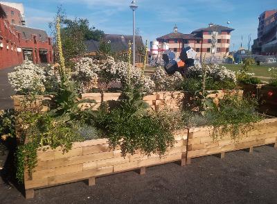 Pop up parklet