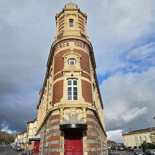 Palace Theatre.