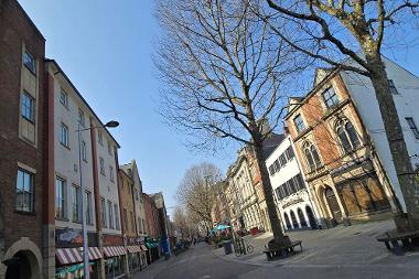 Wind Street - street view from Oystermouth Road end.