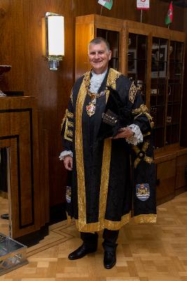 mike day lord mayor alone
